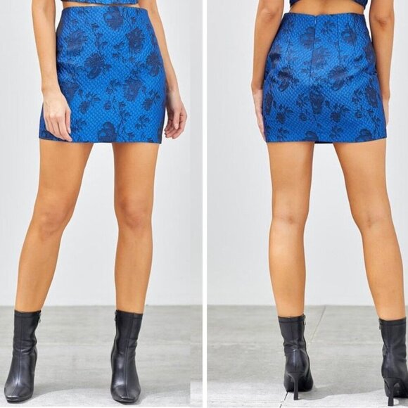 DO+BE Dresses & Skirts - DO+BE Jacquard Floral Mini Skirt in Blue